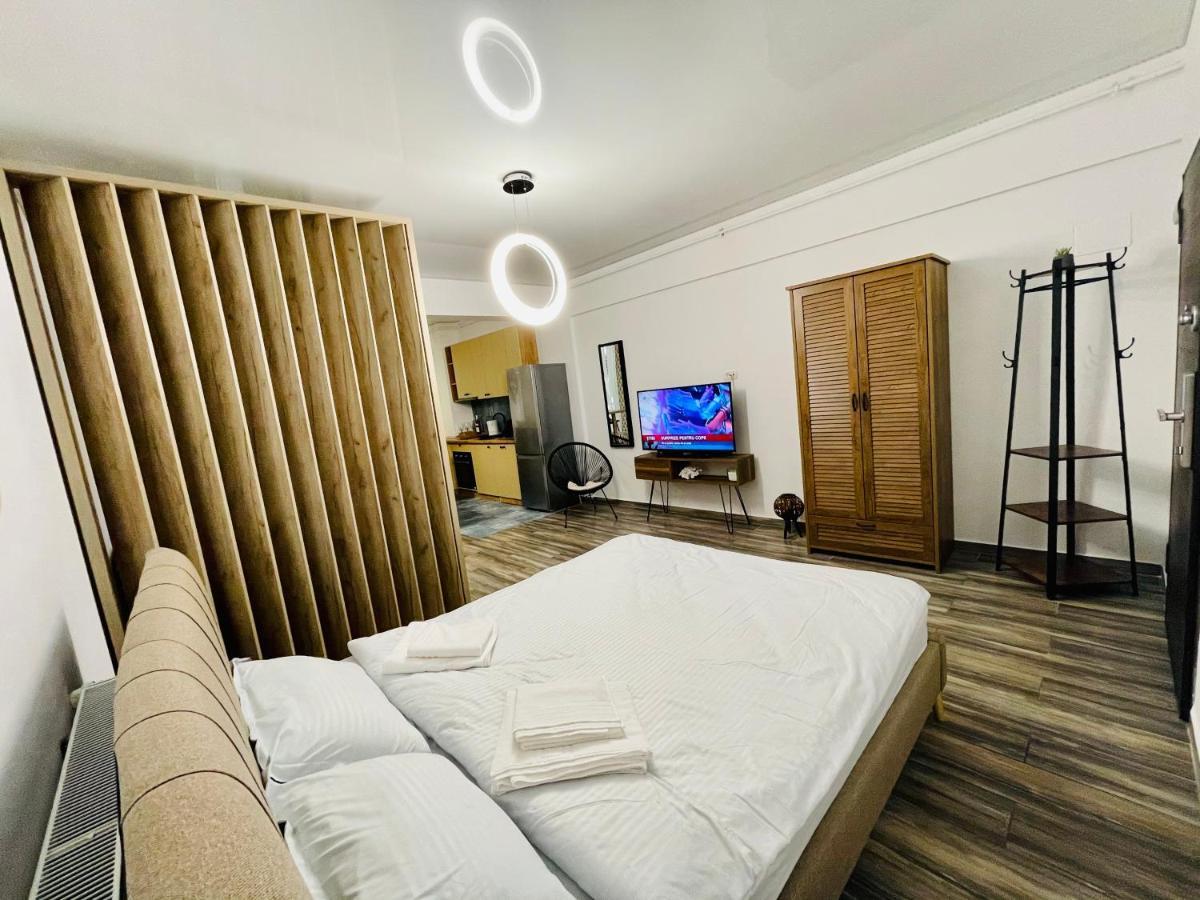 Luxury Studio - Maison 103 - Stefan Building Complex Daire Navodari Dış mekan fotoğraf