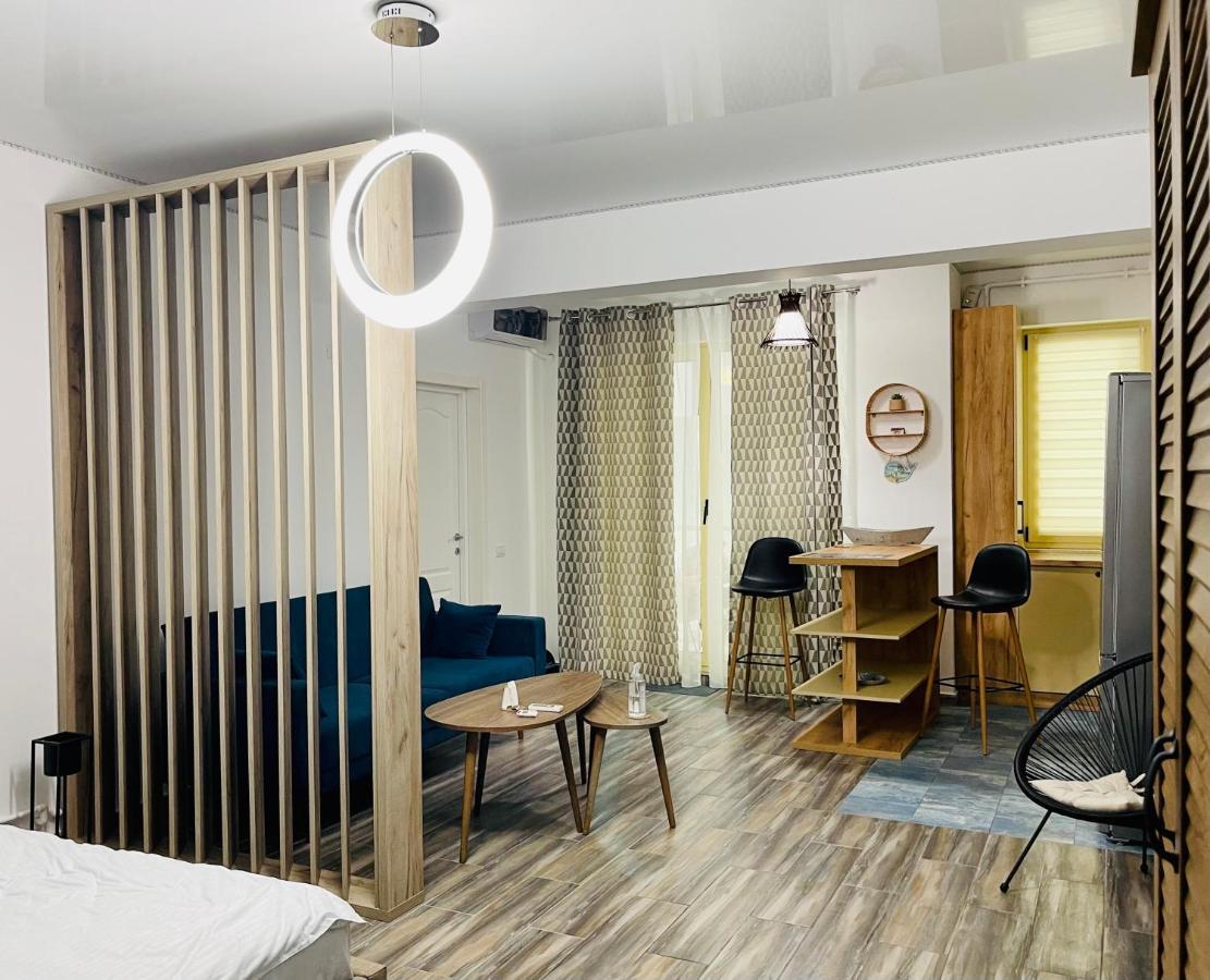 Luxury Studio - Maison 103 - Stefan Building Complex Daire Navodari Dış mekan fotoğraf